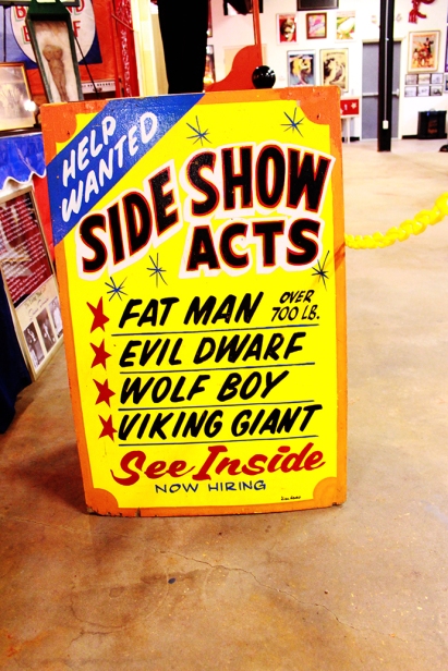 sideshowActs_Signs